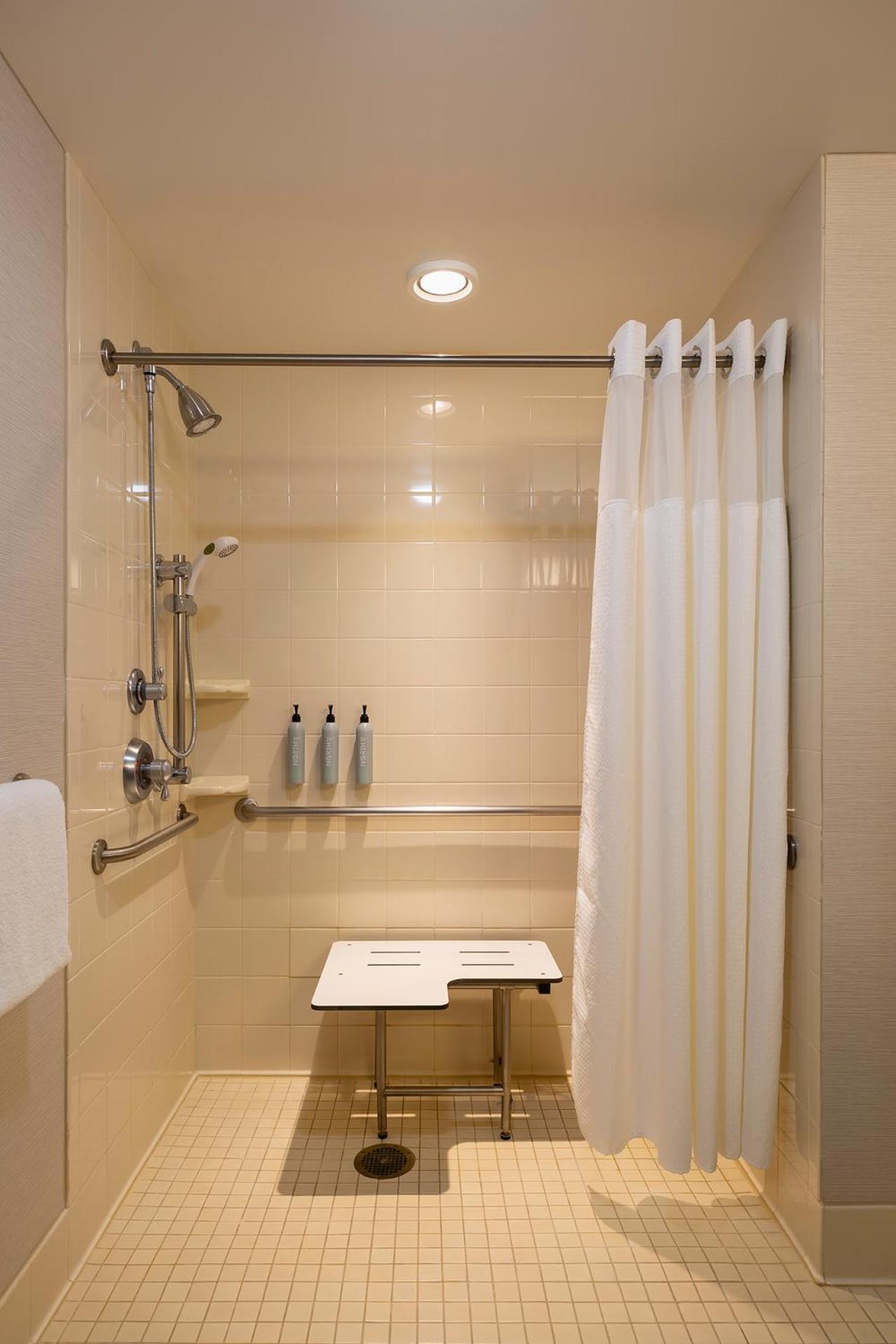 Courtyard By Marriott Madison West / Middleton Otel Dış mekan fotoğraf