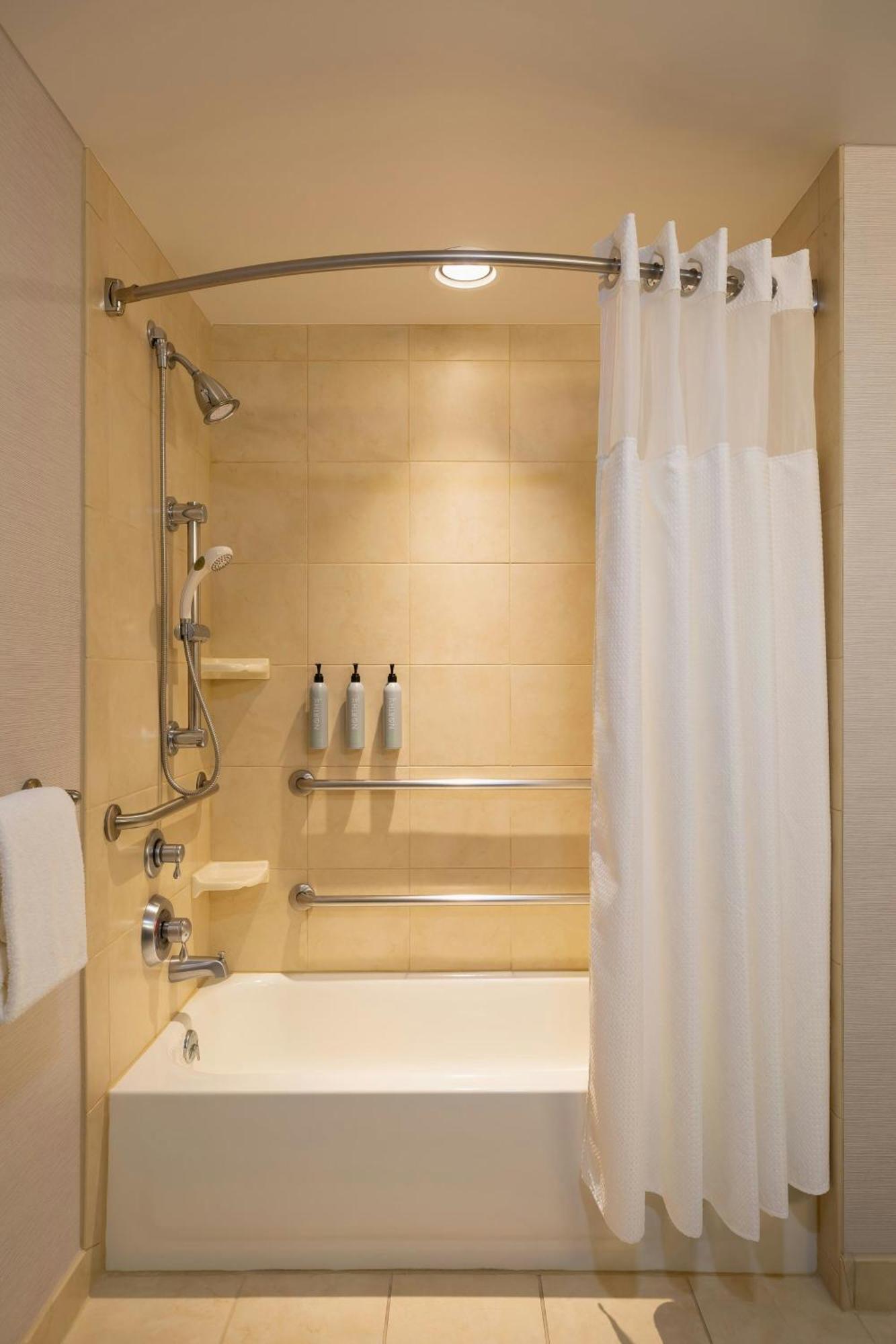 Courtyard By Marriott Madison West / Middleton Otel Dış mekan fotoğraf