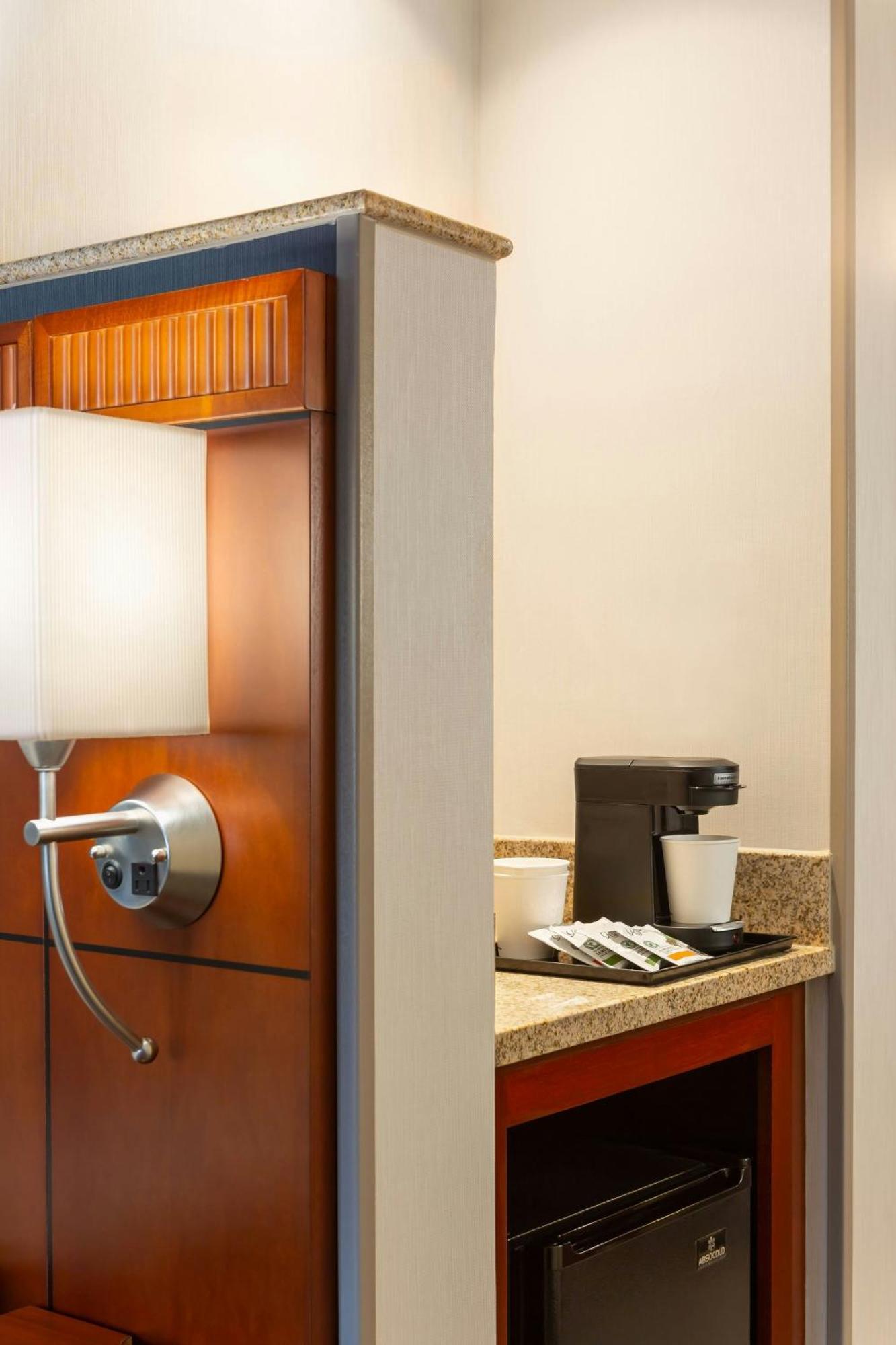 Courtyard By Marriott Madison West / Middleton Otel Dış mekan fotoğraf